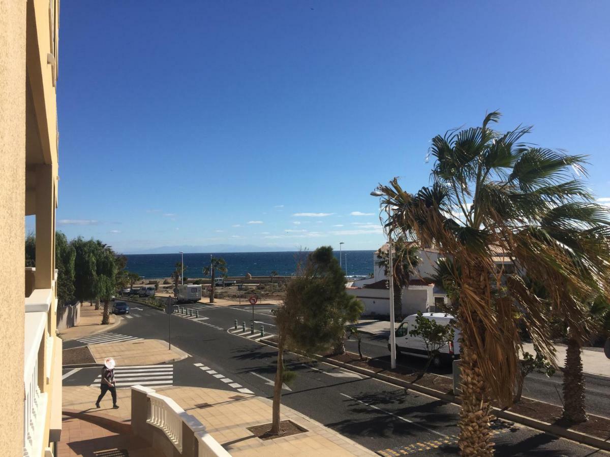 شقة La Perla: Sea View And Pool El Médano المظهر الخارجي الصورة
